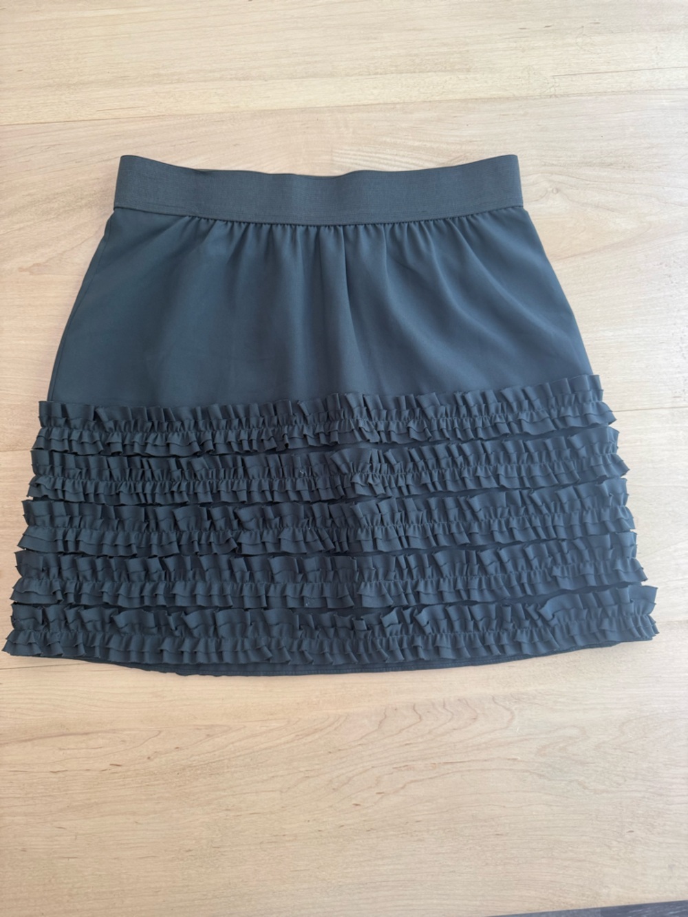 The limited mini skirt